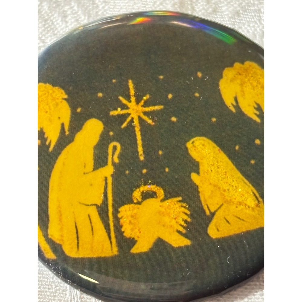 Gold Glitter Nativity Scene Round Brooch Pin Christmas Holiday Jewelry 1.25 Inch
